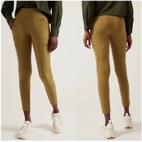 Athleta Pants - Athleta headland hybrid cargo pants NWOT 10